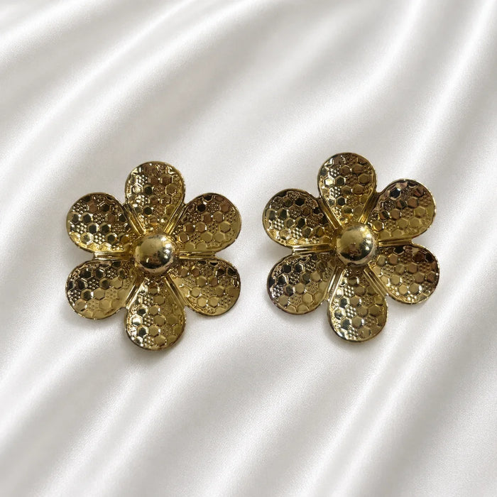 Aurelia Vintage Bloom Studs