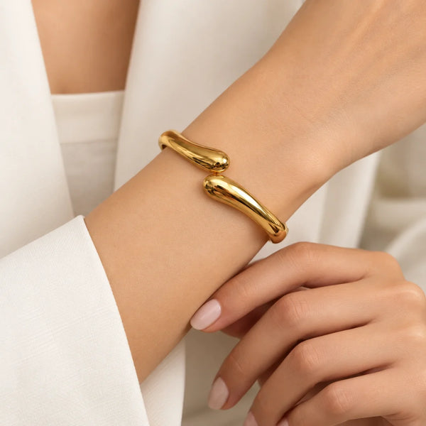 Fluid Teardrop Bypass hand bands