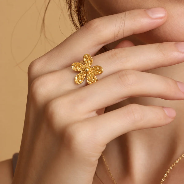 Elegant Flower Petal Ring