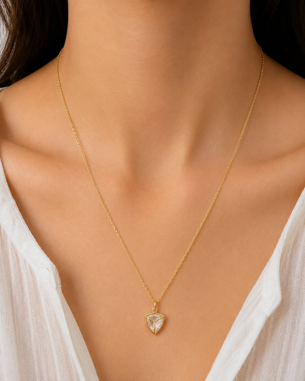 Elara Crystal Point Necklace