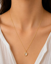 Elara Crystal Point Necklace