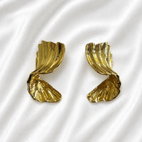 Isla Whirl Earring